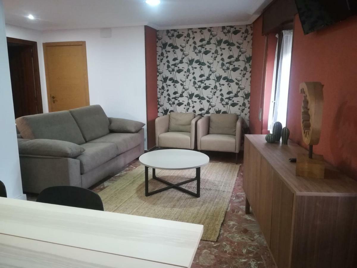 Tres Puentes Anguiano Apartamentos Y Hostal Экстерьер фото