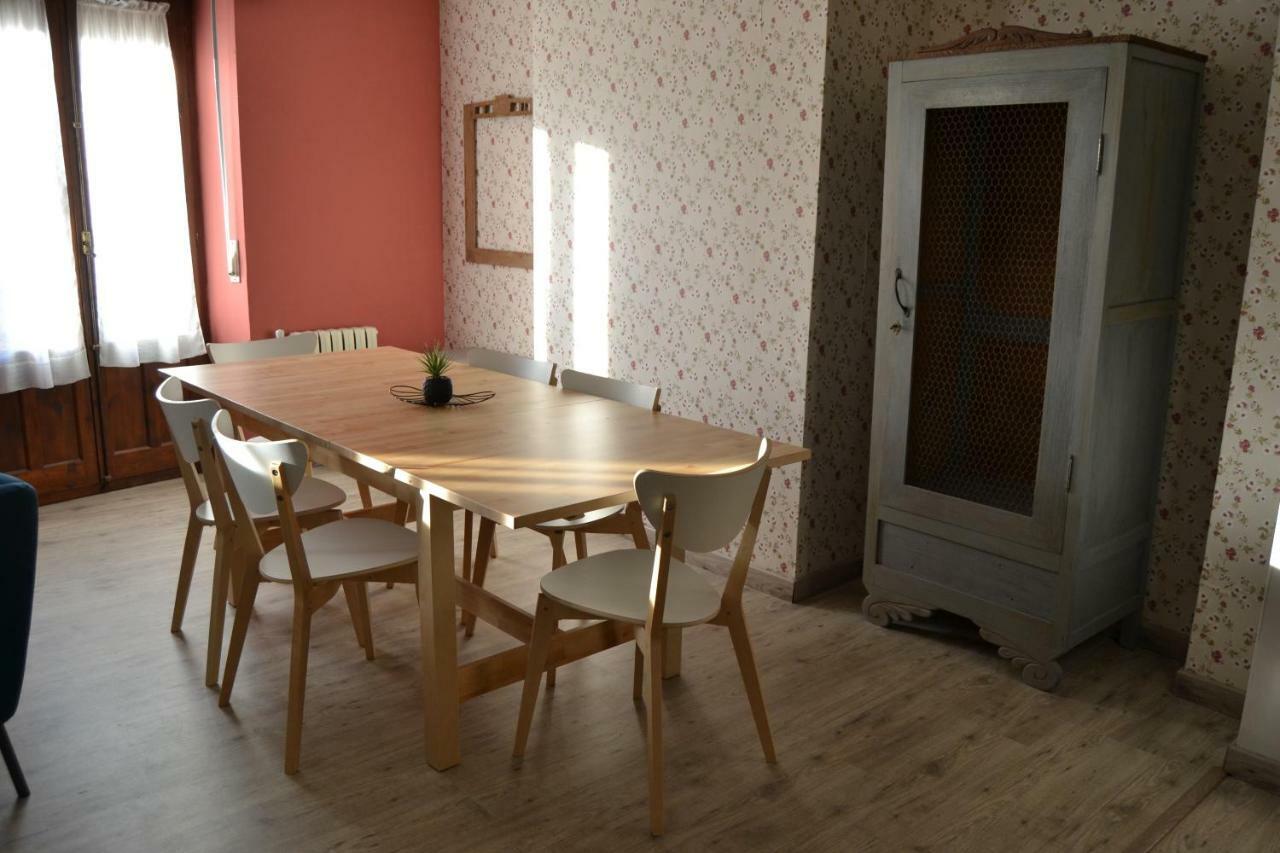 Tres Puentes Anguiano Apartamentos Y Hostal Экстерьер фото